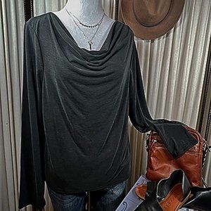 NWT Green Envelope Women's Black Long Sleeve Cowl/Scoop Neck Top Blouse